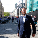 10. mai: Kronprins Haakon deltar på markeringen av Verdens aktivitetsdag på Egertorget i Oslo. Foto: Vidar Ruud / NTB scanpix